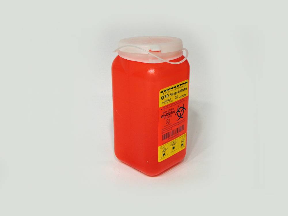 BD Sharps Collector Biohazard plastic container. Volume 90x90x200
