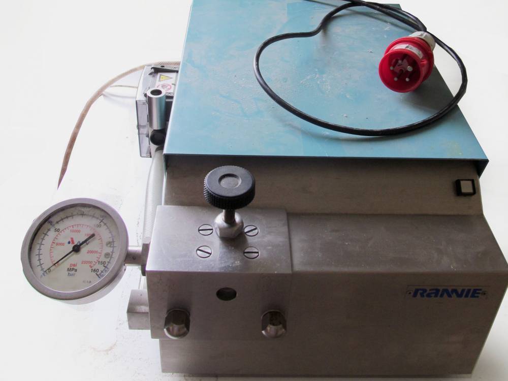APV Rannie Mini Lab 08.30 High Pressure Piston driven Laboratory Homogenizer